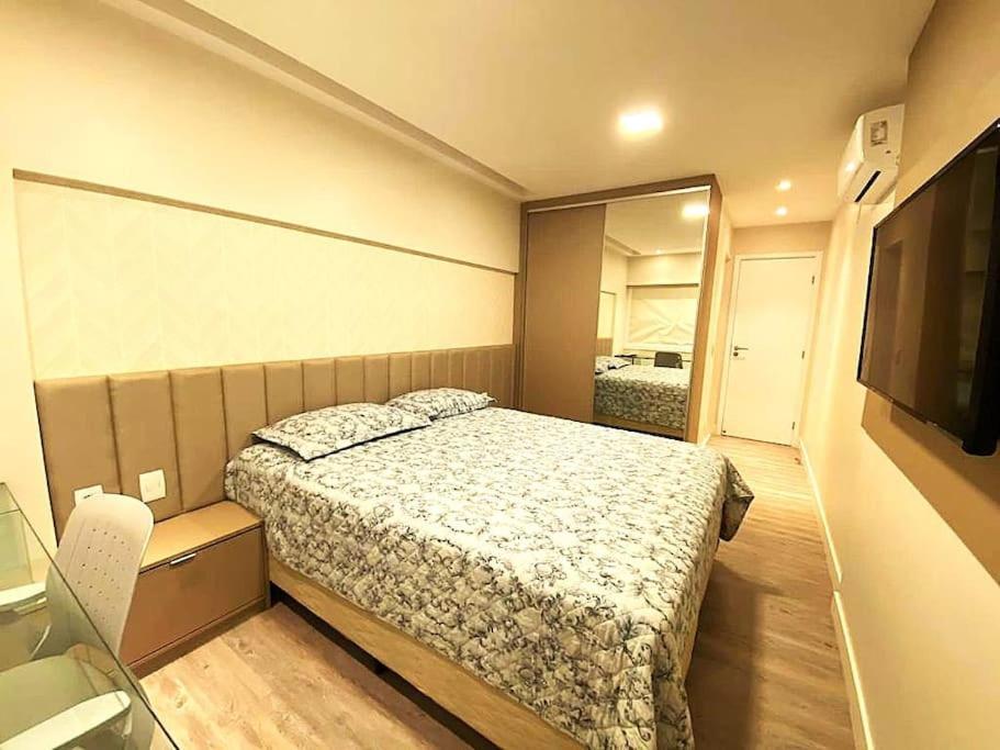 Flat Em Muro Alto - Polinesia *